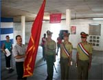 Recibe jovenes sanluiseños bandera de honor de la UJC