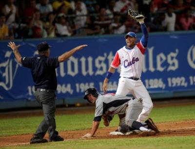 Pierden los cubanos ante EEUU en el primer juego del Tope amistoso de béisbol