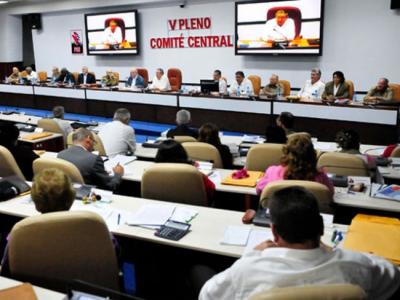 Celebran V Pleno del Partido Comunista de Cuba